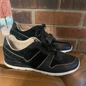 UGG sneakers 9.5 Treadlite by UGG
